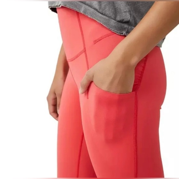 FP Movement by Free People Set The Pace Leggings Color:Cayenne / Size:XS - NWT - Picture 3 of 12